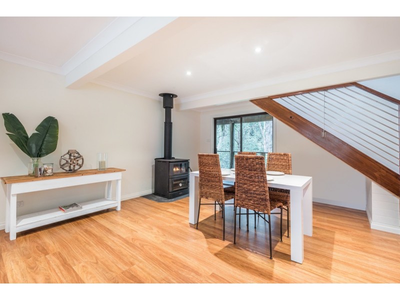 10 Oakglen Road, North Gosford NSW 2250