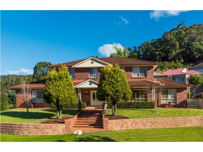 1 Oxley Place, Point Clare NSW 2250