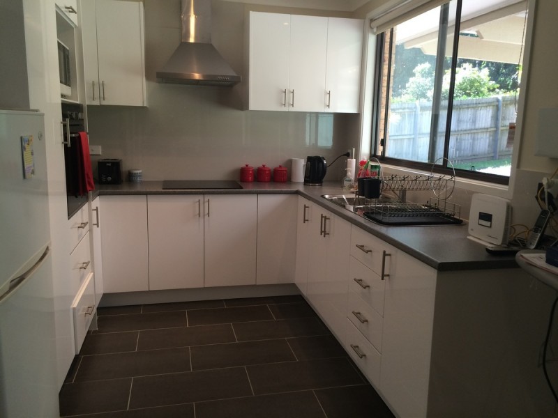 6 Ferntree Close, Wyoming NSW 2250