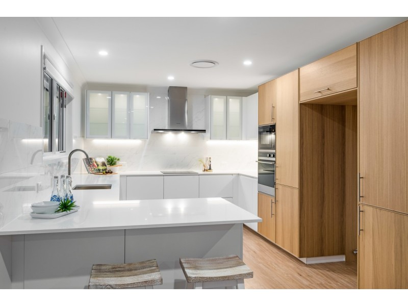 2 Blue View Crescent, Terrigal NSW 2260