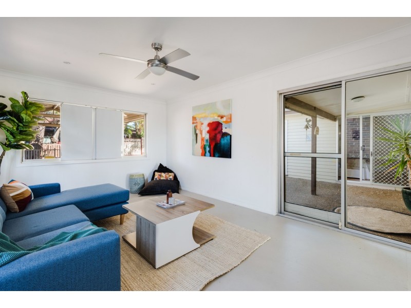 18 Holcombe Avenue, Narara NSW 2250