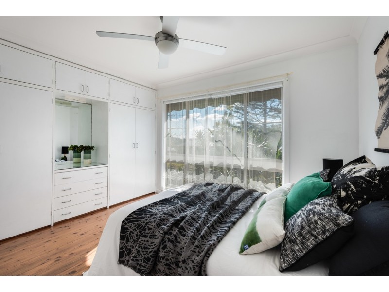 18 Holcombe Avenue, Narara NSW 2250