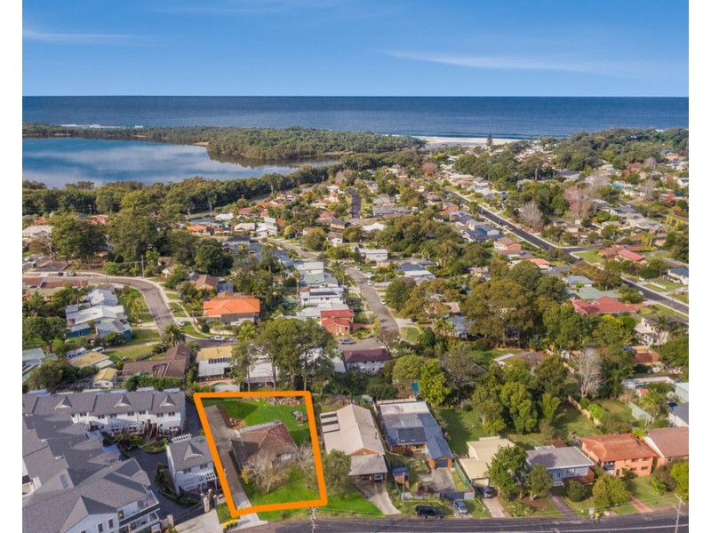 8 Ghersi Avenue, Wamberal NSW 2260