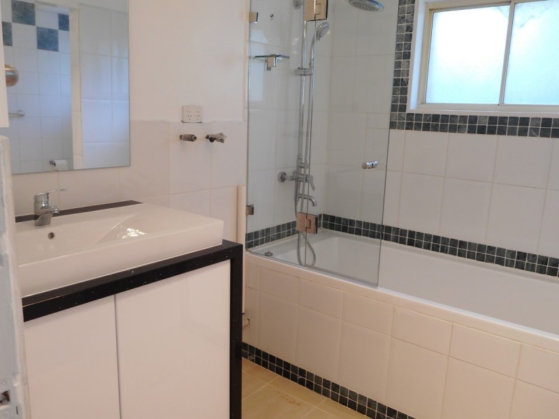 12 Newcastle Street, Springfield NSW 2250