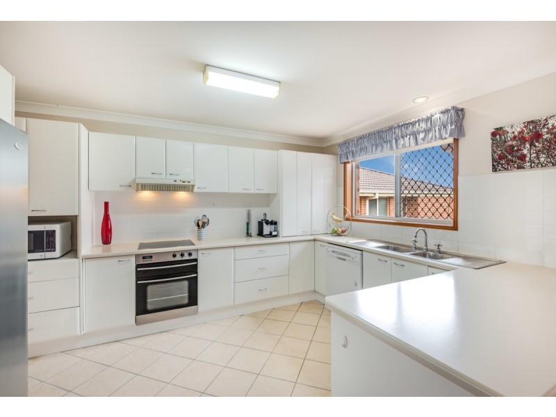 16 Adina Place, Wamberal NSW 2260