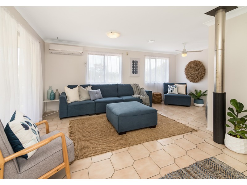 12 Darryl Road, Wyoming NSW 2250