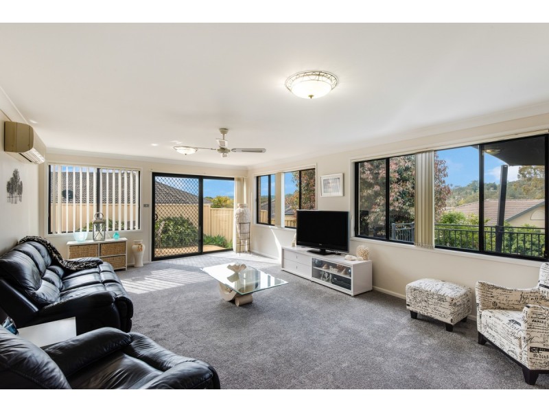 9 Taylor Road, Lisarow NSW 2250