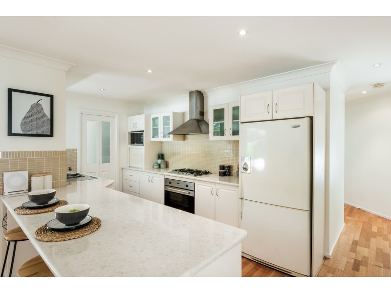 97 Woodview Avenue, Lisarow NSW 2250