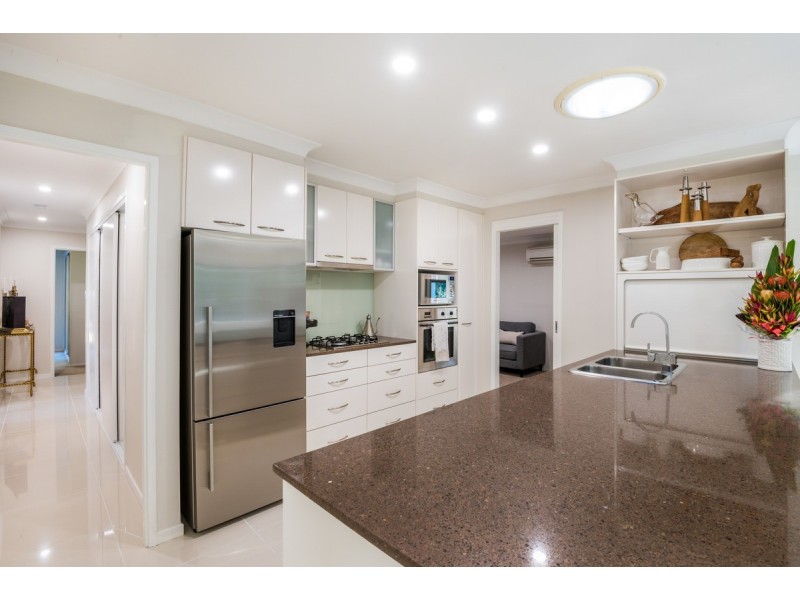 53 Perratt Close, Lisarow NSW 2250