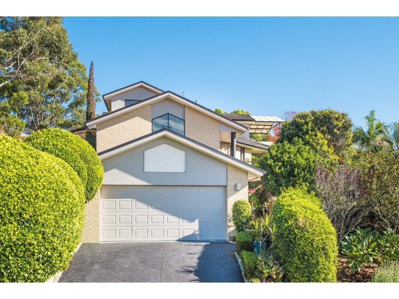 4 Curtis Close, Green Point NSW 2251