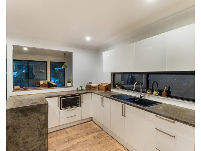 65 b Anniversary Avenue, Terrigal NSW 2260