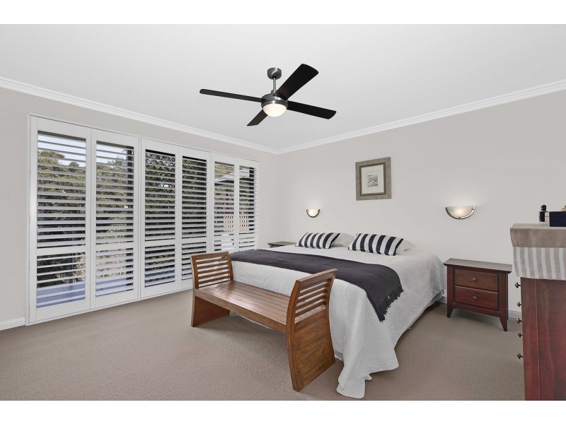 11 Endeavour Drive, Avoca Beach NSW 2251