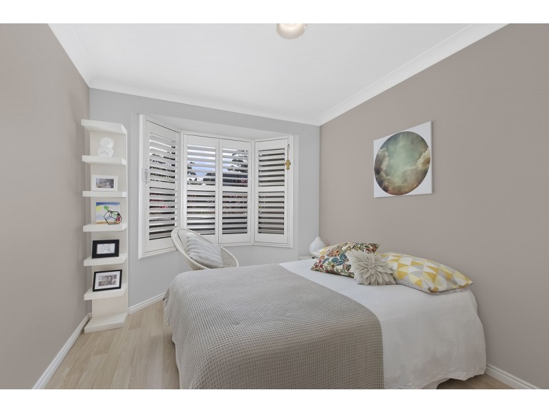 11 Endeavour Drive, Avoca Beach NSW 2251