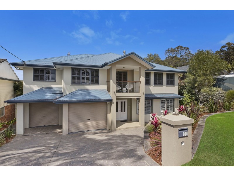 11 Endeavour Drive, Avoca Beach NSW 2251