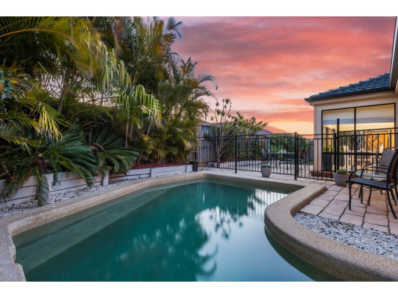 8 Avia Avenue, Erina NSW 2250