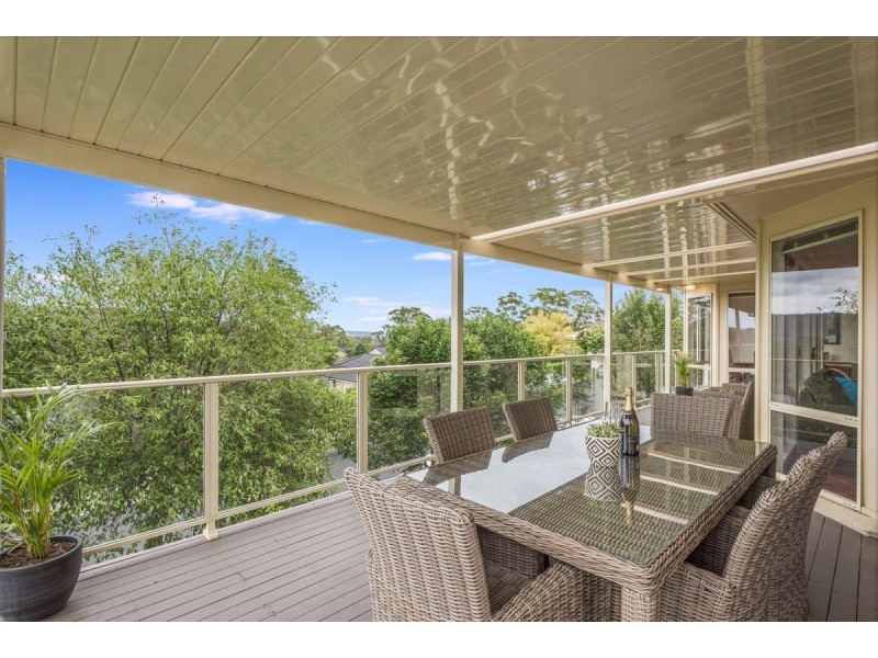2 Sycamore Close, Springfield NSW 2250