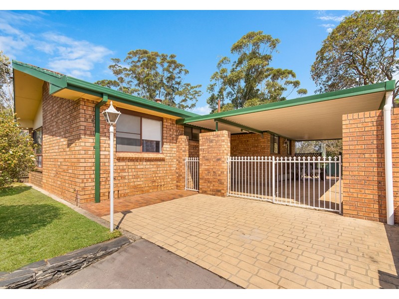 10 Malison Street, Wyoming NSW 2250