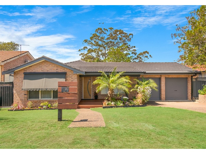 17 Settlers Ridge Close, Lisarow NSW 2250