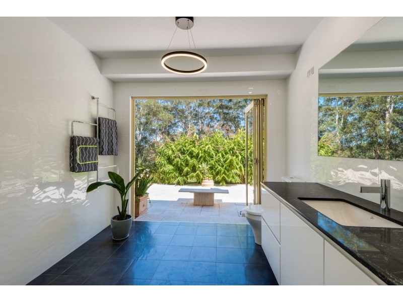 147 Serpentine Road, Terrigal NSW 2260