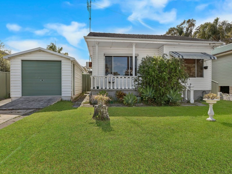 3 Banksia Street, Canton Beach NSW 2263