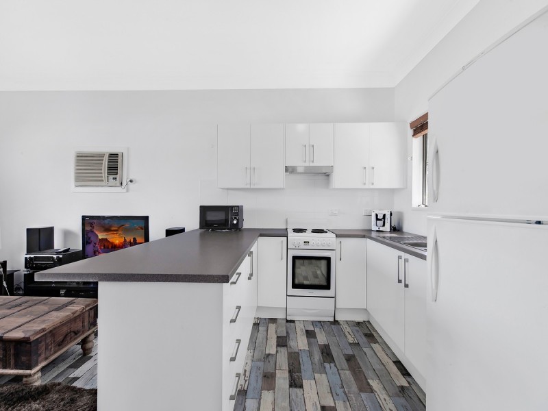 3 Banksia Street, Canton Beach NSW 2263