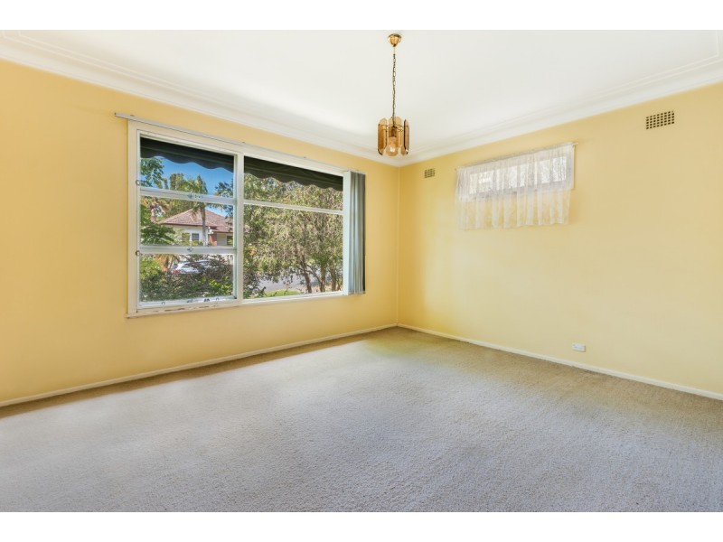 94 Hills Street, North Gosford NSW 2250