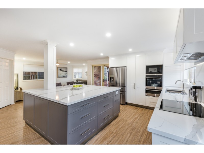 10 Tallowood Crescent, Erina NSW 2250