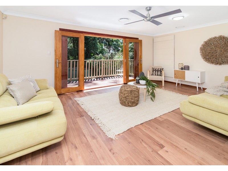 6 Mcnee Close, Lisarow NSW 2250