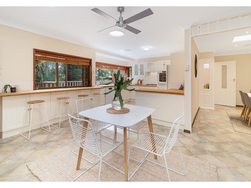 6 Mcnee Close, Lisarow NSW 2250