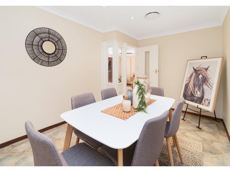 6 Mcnee Close, Lisarow NSW 2250