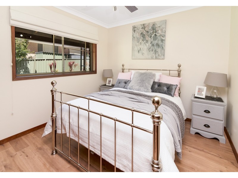 6 Mcnee Close, Lisarow NSW 2250