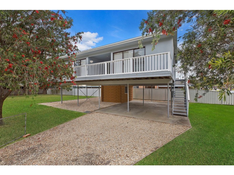 71 John Street, Forresters Beach NSW 2260