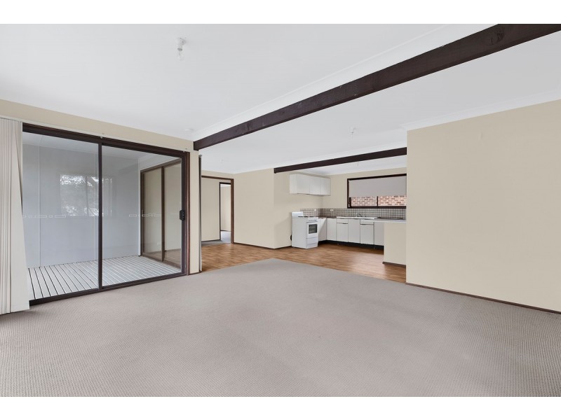 71 John Street, Forresters Beach NSW 2260