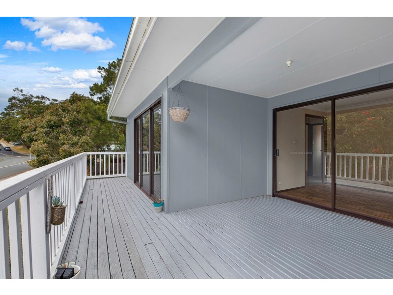 71 John Street, Forresters Beach NSW 2260