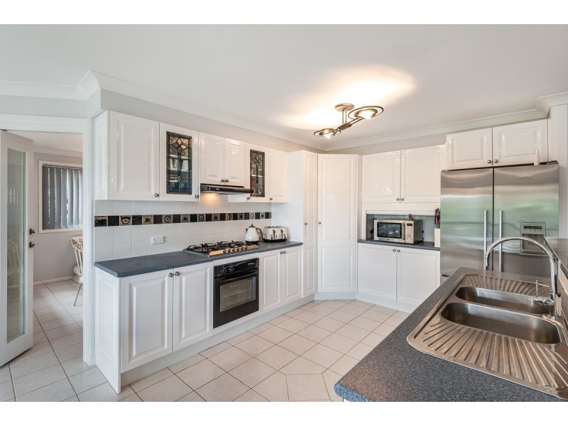 18 Robusta Close, Erina NSW 2250