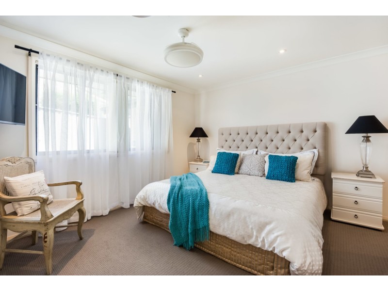 2 Avia Avenue, Erina NSW 2250
