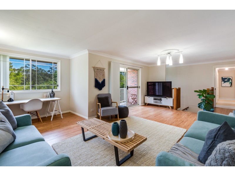 20 Woodbine Close, Lisarow NSW 2250