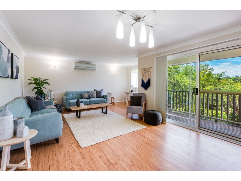 20 Woodbine Close, Lisarow NSW 2250