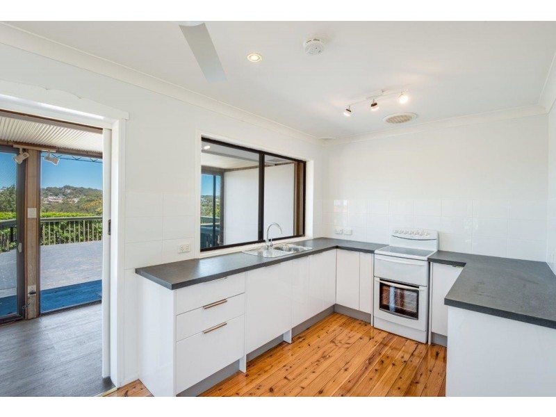 40 Dover Road, Wamberal NSW 2260