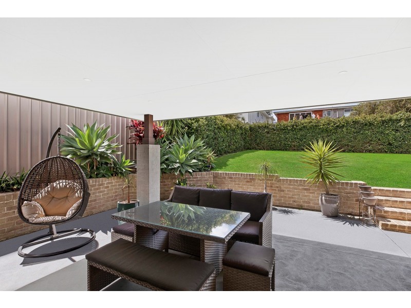 24 Lord Street, Shelly Beach NSW 2261