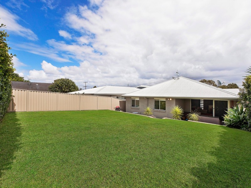 24 Lord Street, Shelly Beach NSW 2261