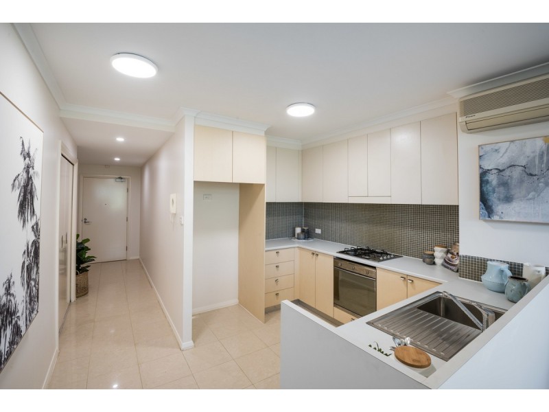 161/80 John Whiteway Drive, Gosford NSW 2250