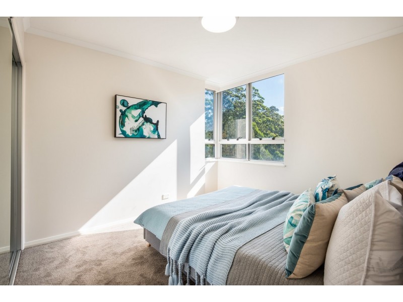 161/80 John Whiteway Drive, Gosford NSW 2250