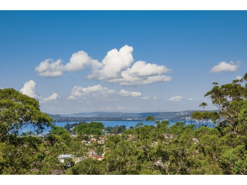 161/80 John Whiteway Drive, Gosford NSW 2250