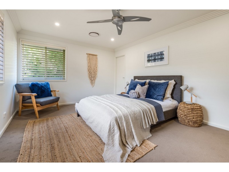28 Finlay Crescent, Ourimbah NSW 2258