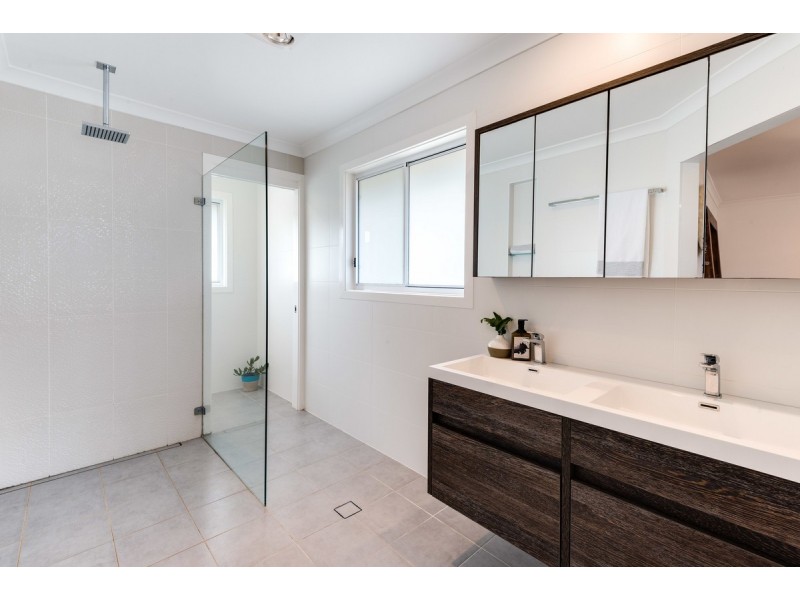 44 Arila Avenue, Wamberal NSW 2260