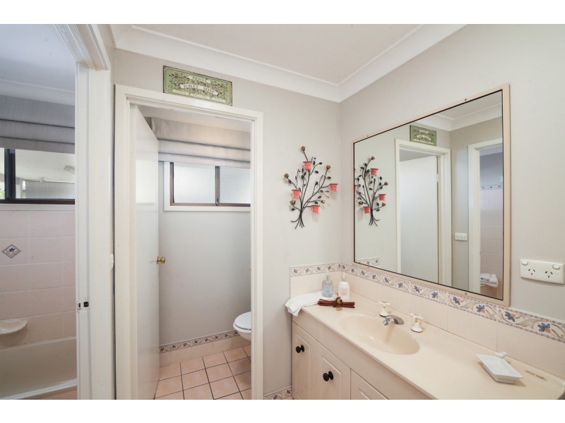 23 Green Oaks Road, Narara NSW 2250