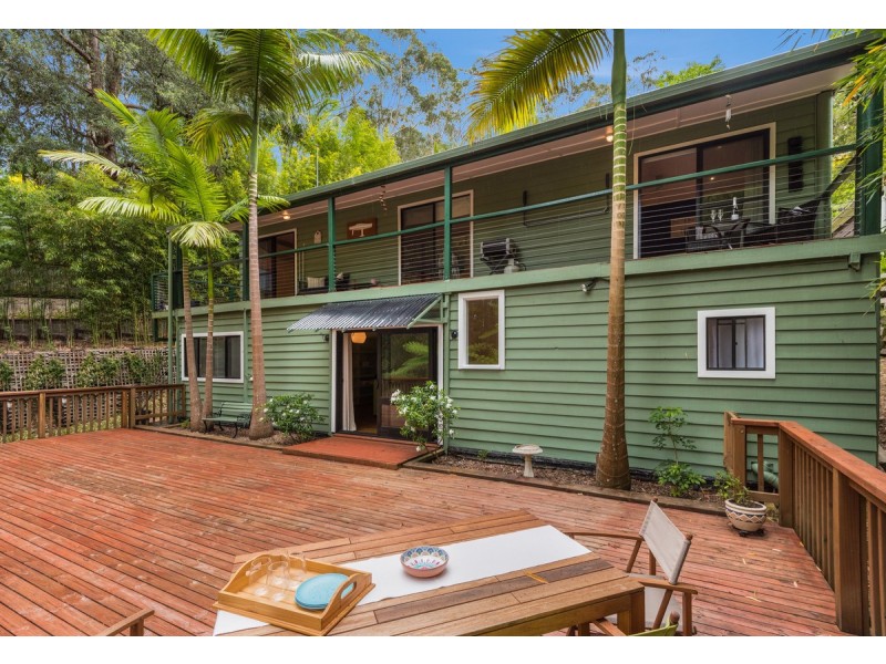 8 Nalkari Avenue, Wyoming NSW 2250