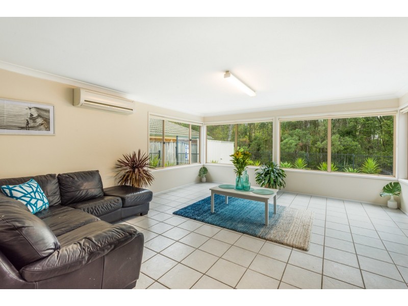 27 Sheffield Drive, Terrigal NSW 2260