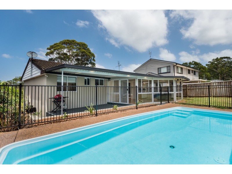 12 Dora Street, Lisarow NSW 2250